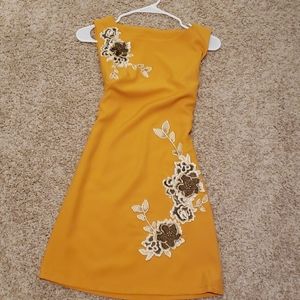 Extra small mustard yellow dress with embroidery